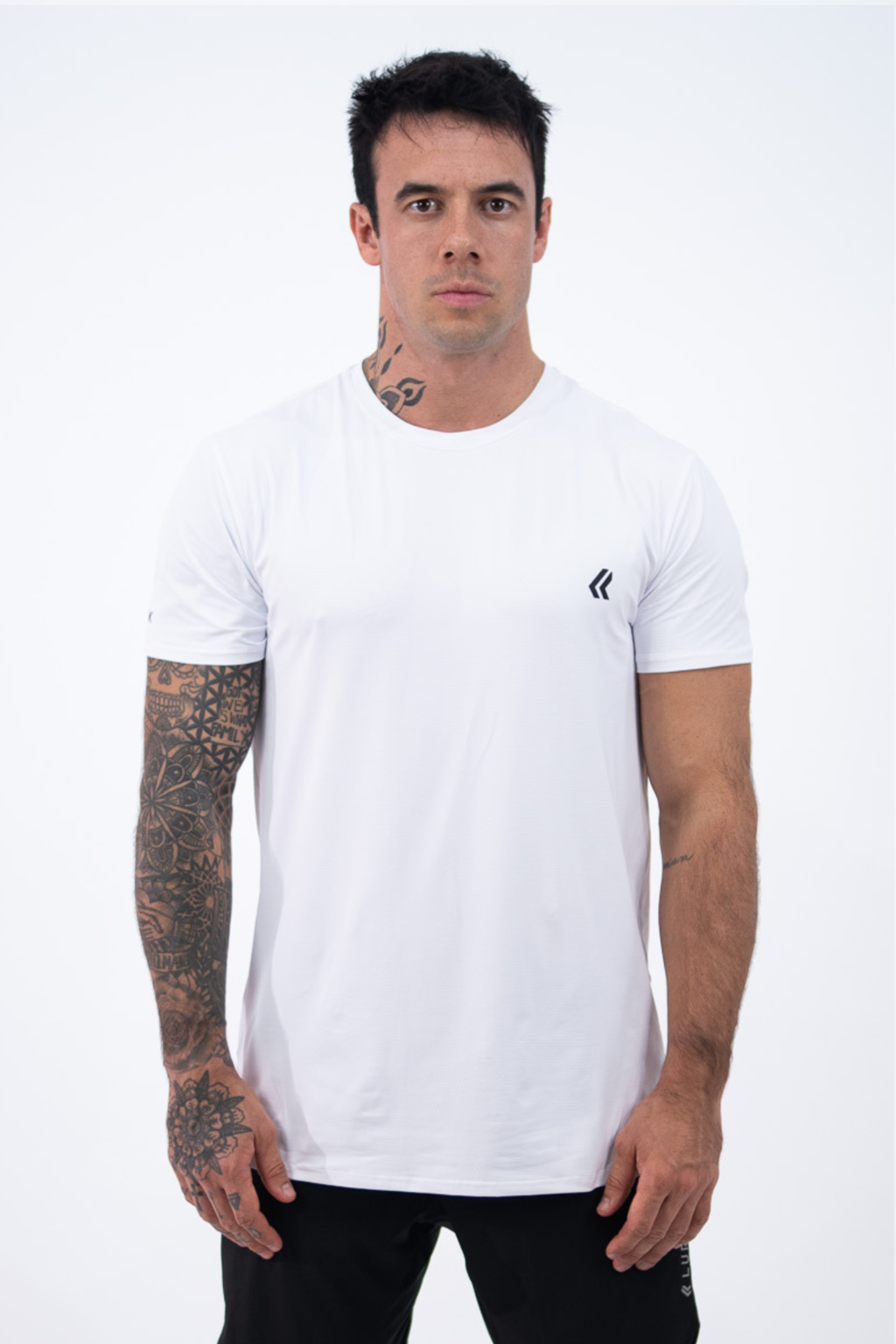 Camiseta Performance Branca/Preto Lurk