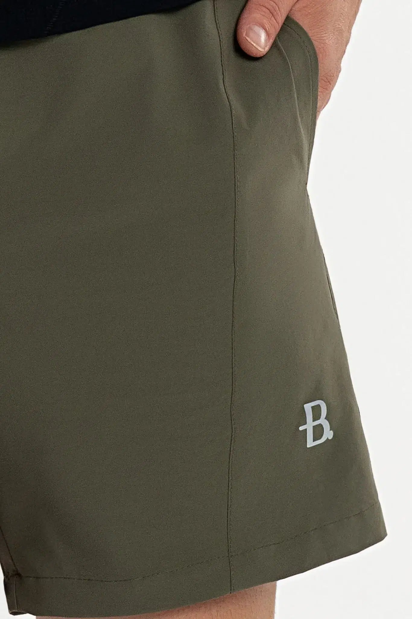 Bermuda Cravo Verde Militar