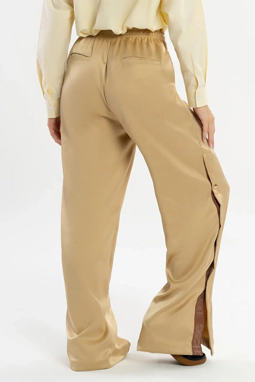 Calça Dália Marfim Acetinado