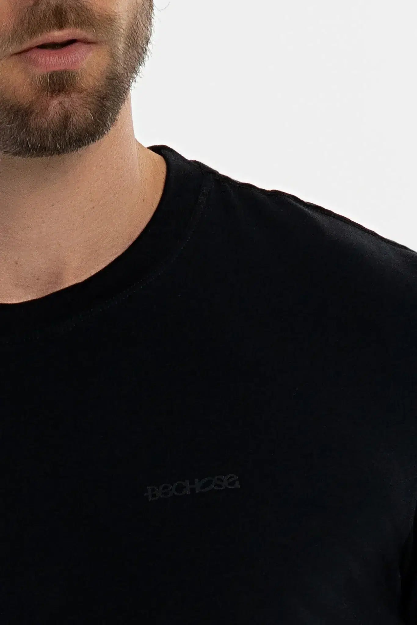 Camiseta Pima Carvalho Preto