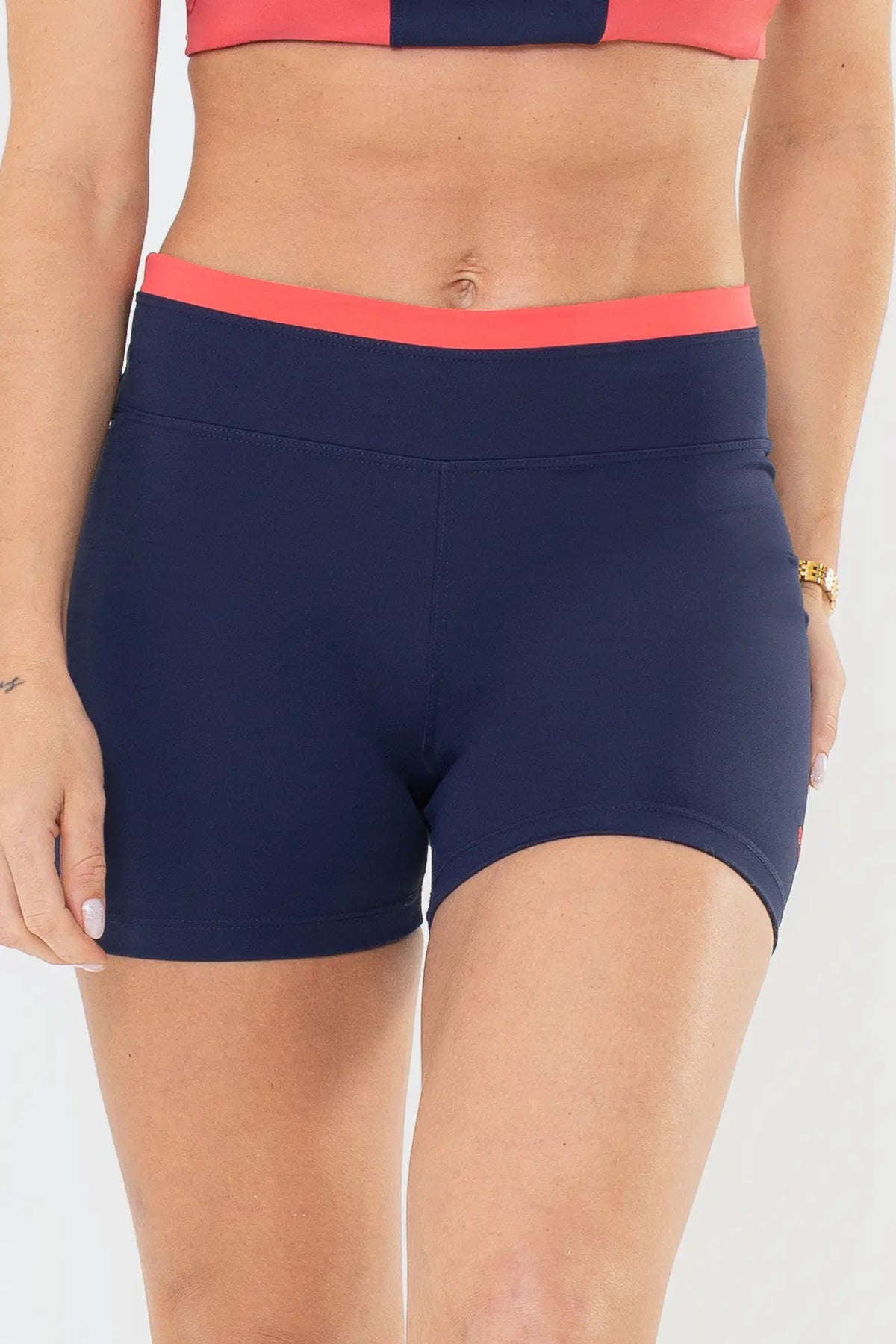 Shorts Amarilis Azul Marinho/Vermelho Goiaba