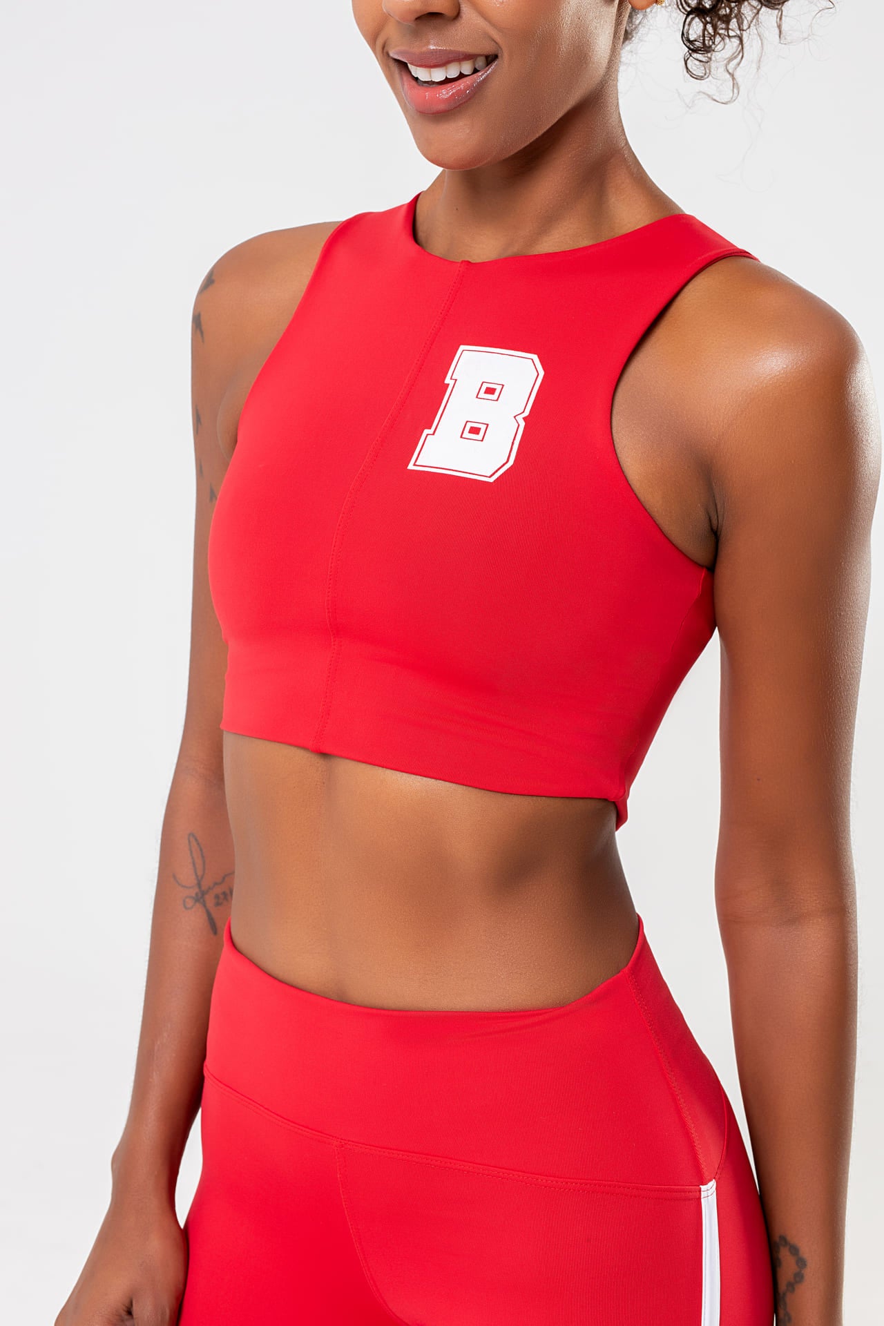 Top Hortênsia Vermelho College