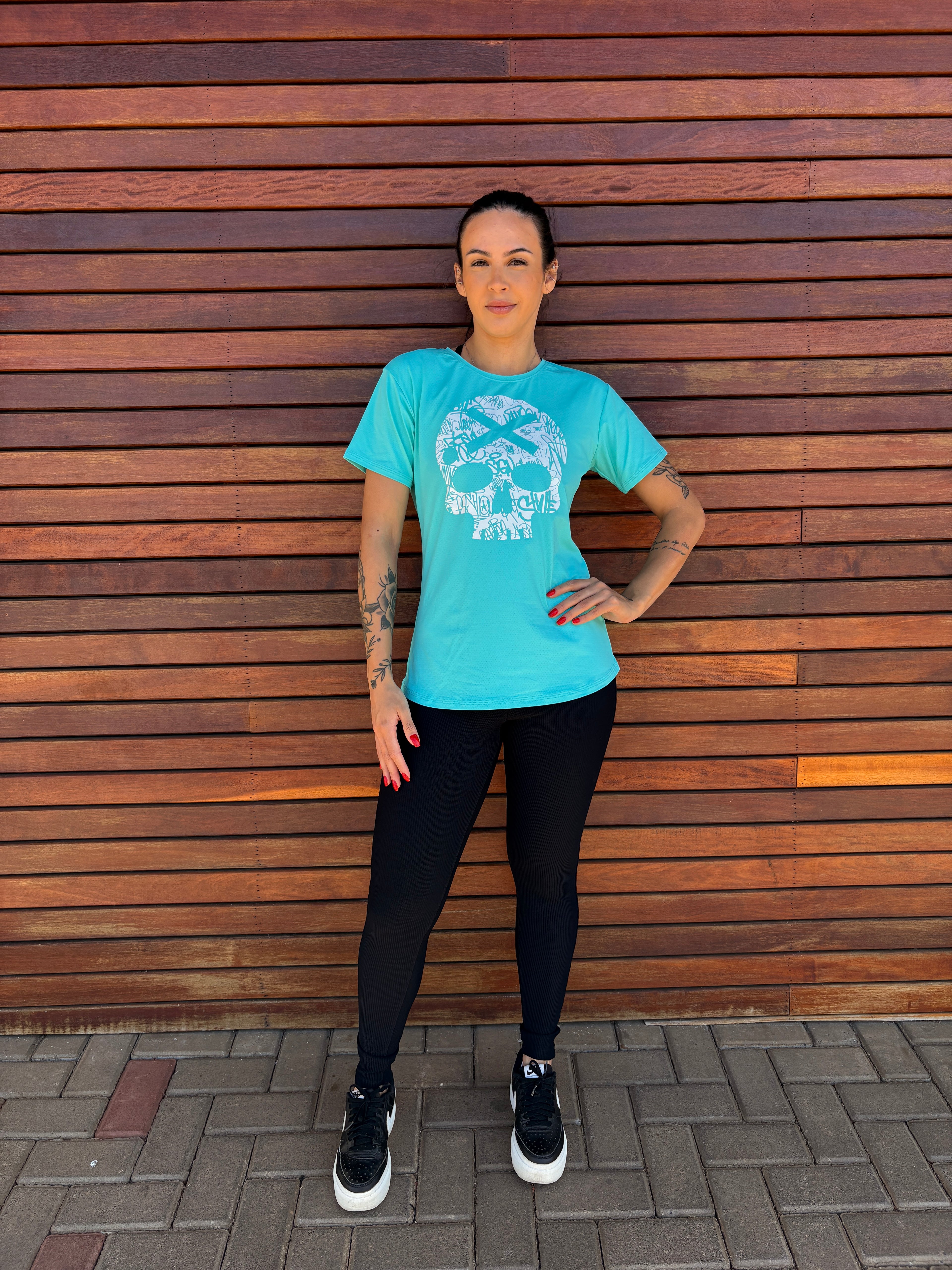 Camiseta Fem BS Cav Branca - Azul Piscina