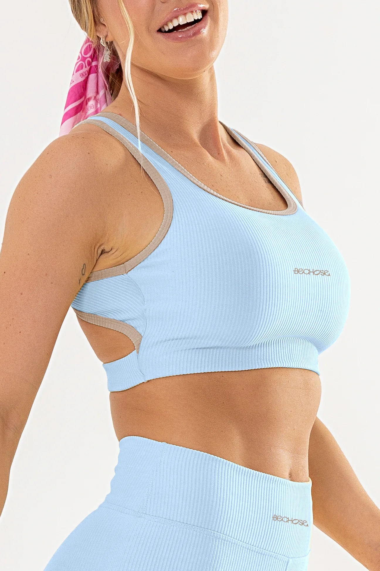 Top Cravo Azul Ice Canelado / Castanho