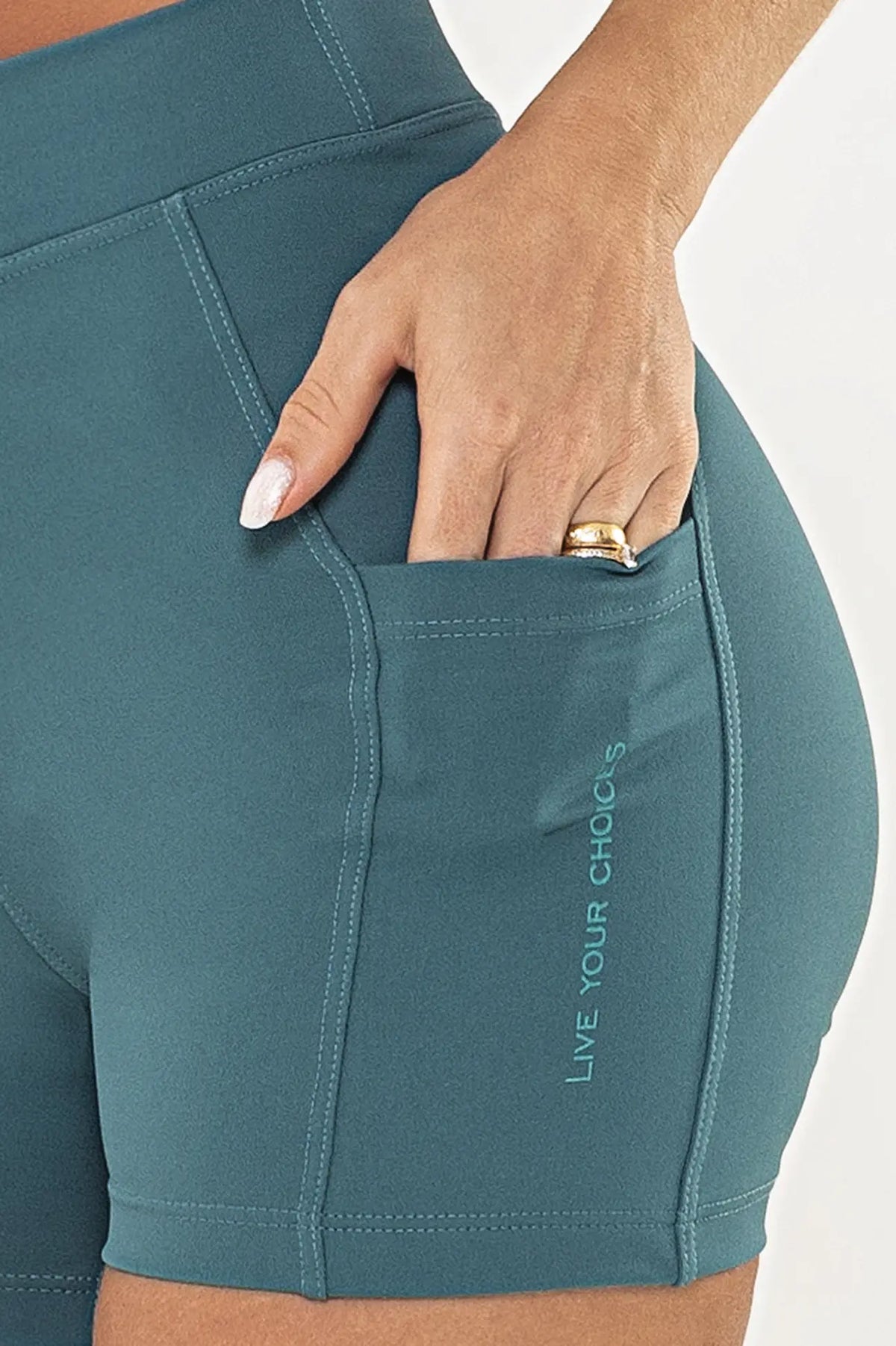 Shorts Aurora Verde Pavão