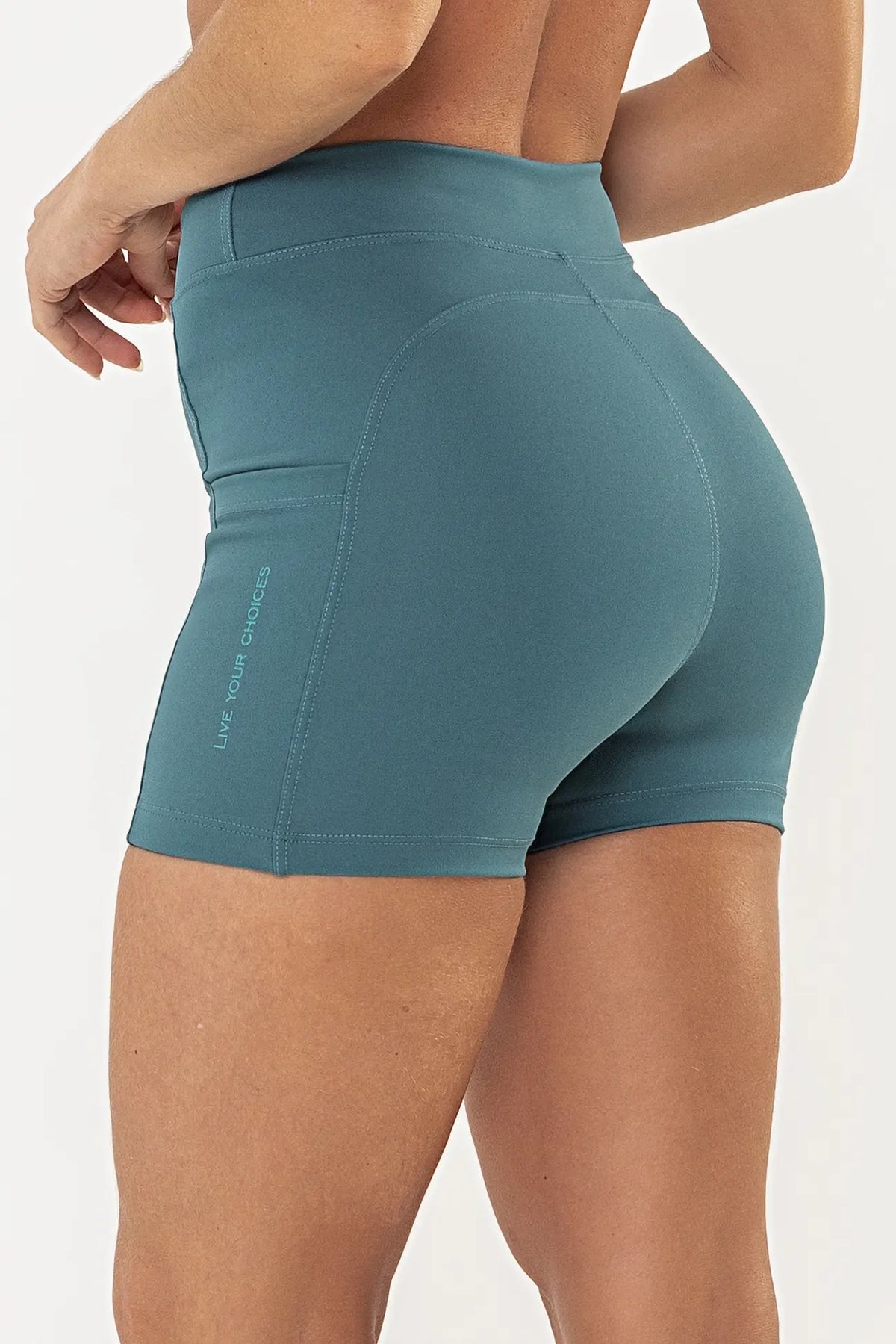 Shorts Aurora Verde Pavão
