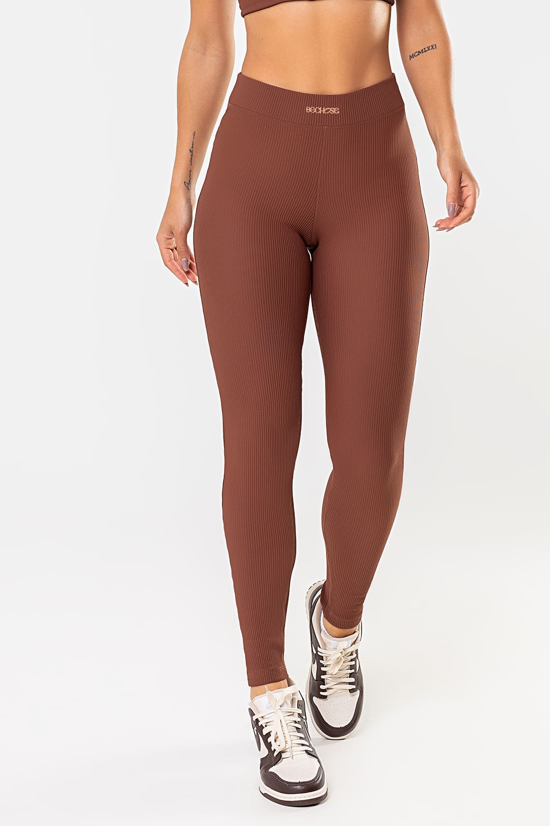 Legging Peonia Marrom Pantone Canelado