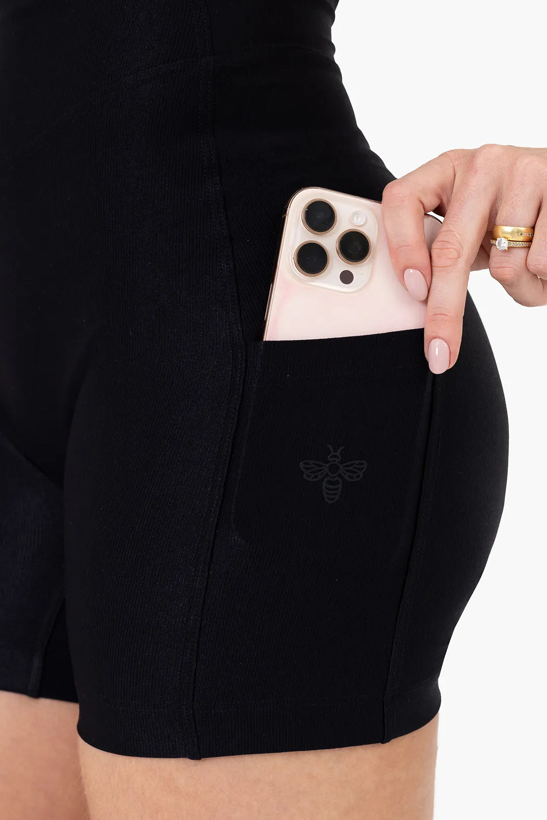 Macaquinho Lirio Preto Glow