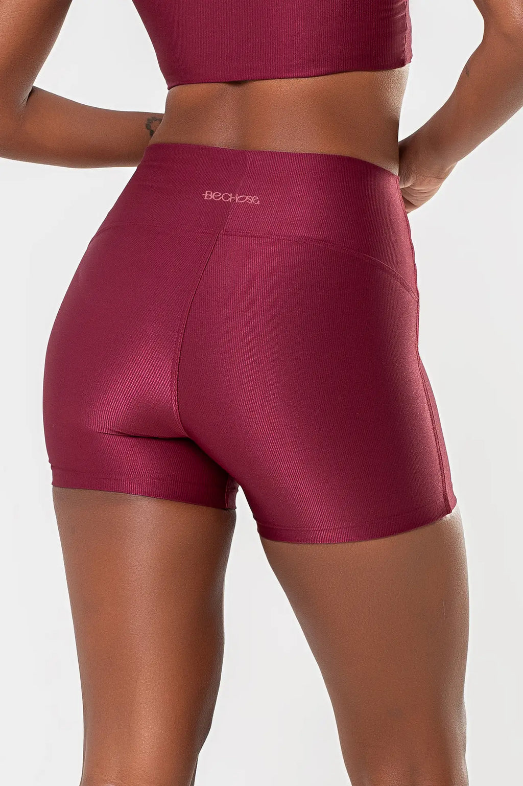Shorts Lótus Bordô Glow