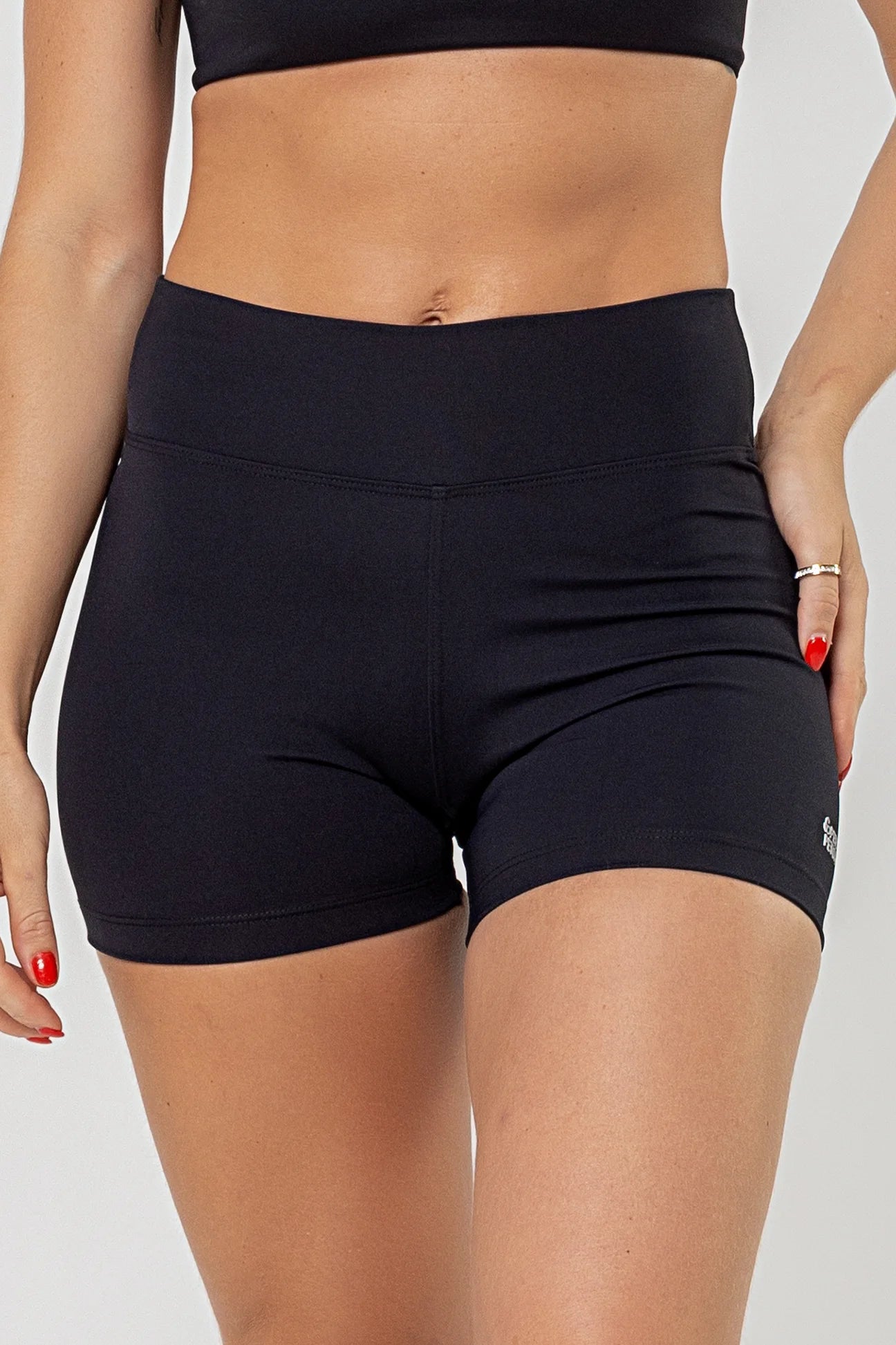 Shorts Perpétua 2″ Preto Absoluto