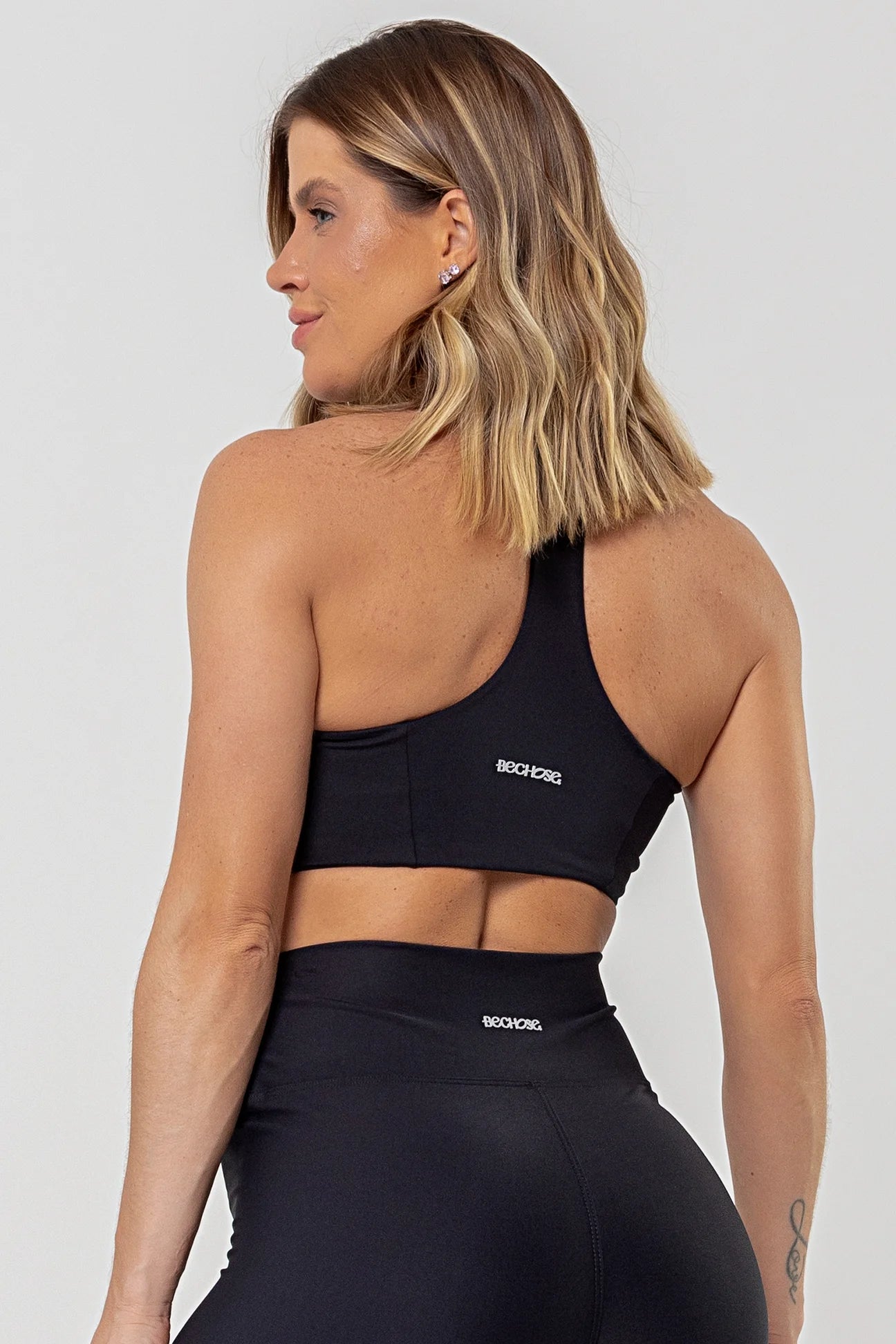 Top Perpétua Confort Preto Absoluto